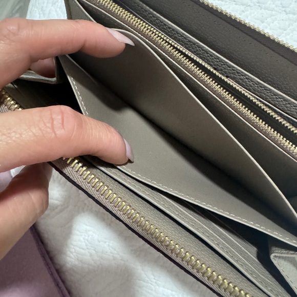 Louis Vuitton - Zippy Wallet Turtledove - M69034 - Picture 11 of 14